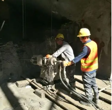 同仁水下抗分散灌浆料特点 水下不分散注浆料介绍