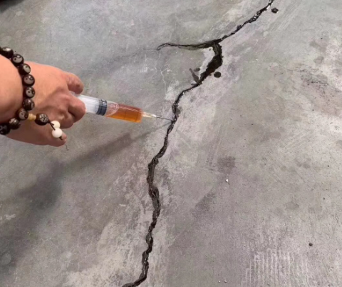 同仁混凝土裂缝修补技术详解​
